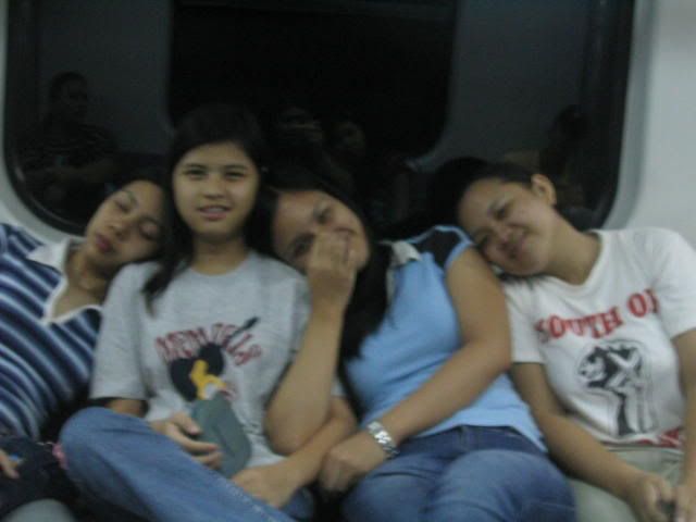 Cai, Mavi, Jam and Meggie. On the train home.