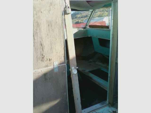 boat09.jpg