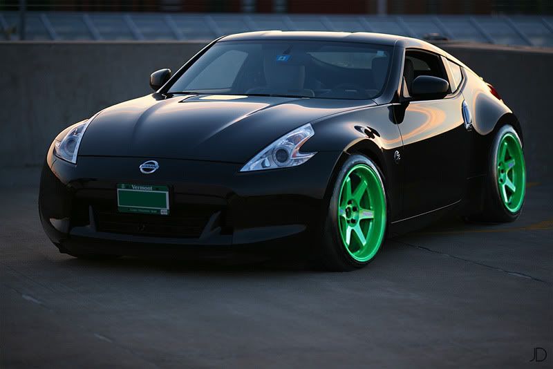 Takata green TE37's does look good on a black 370z