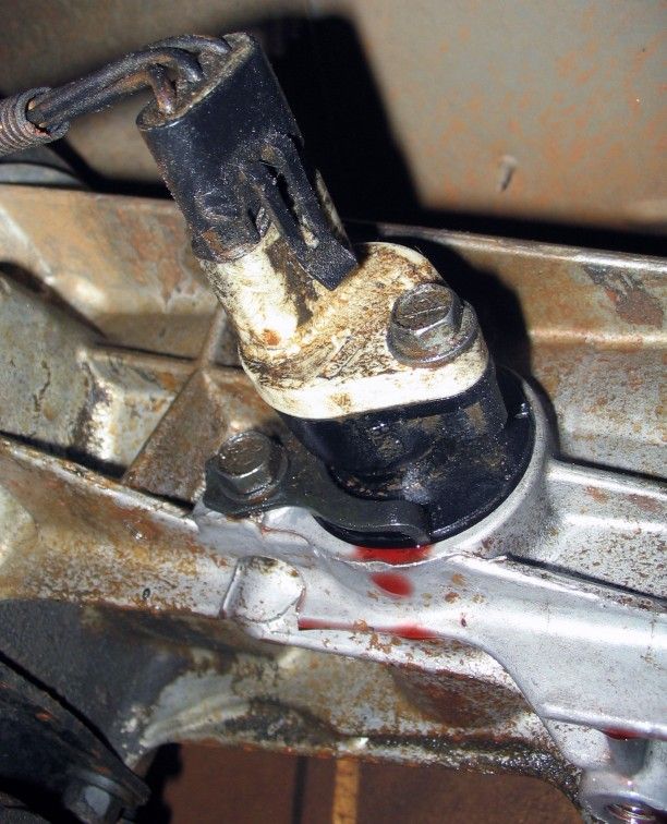 1993 Jeep cherokee transmission leak #5