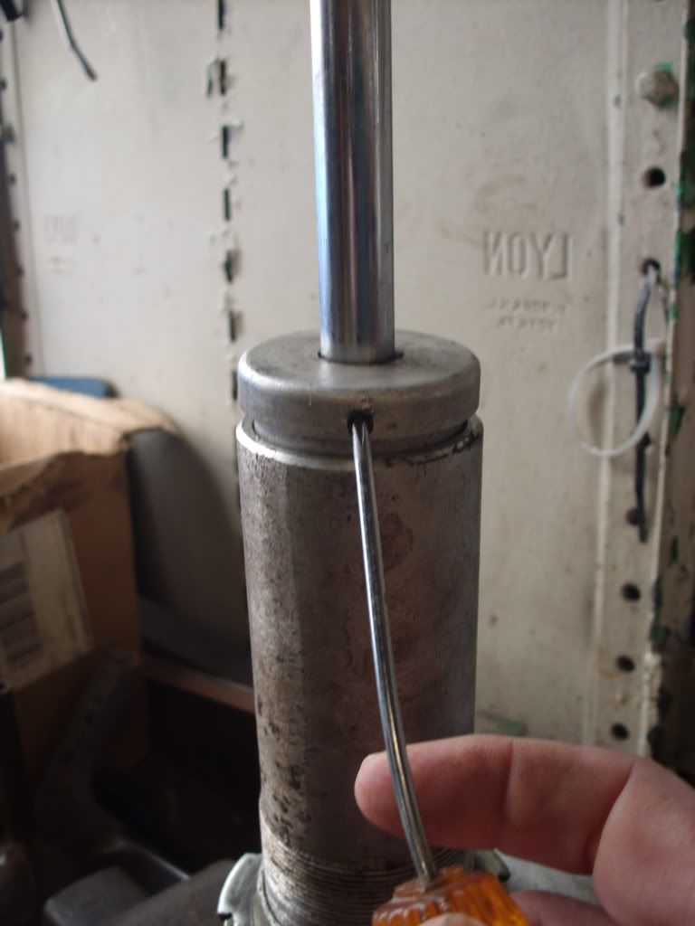 how to service rebuildable shocks