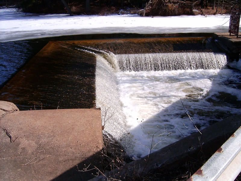 Dam1.jpg