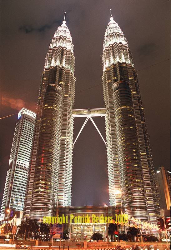 petronasnight.jpg