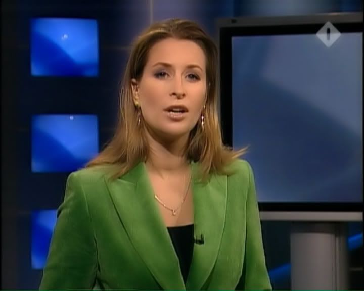 The most beautiful TV reporter in the world the Fashion Spot