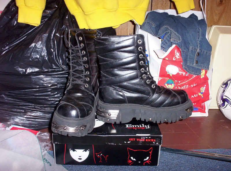 Anarchic Boots