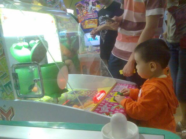 Photo Sharing and Video Hosting at Photobucket