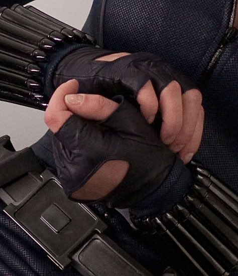 Gloves04.jpg