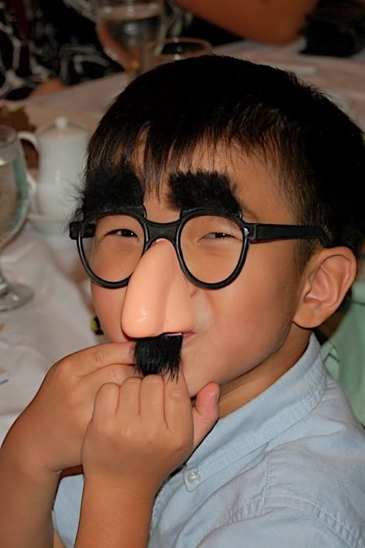 Jinsok Groucho