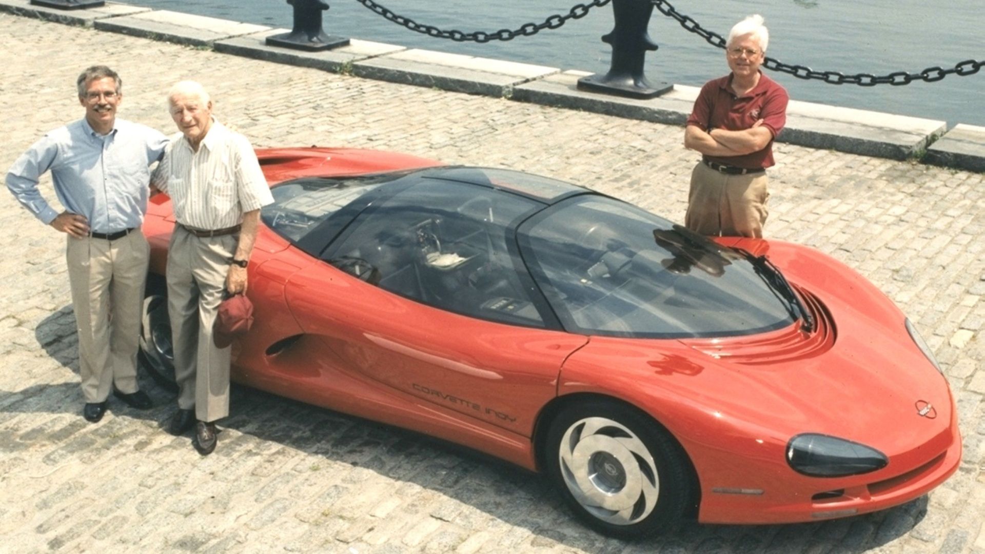 1986CorvetteIndyConceptCar-DaveHill-ZoraArkusDuntov-DaveMcCellan.jpg