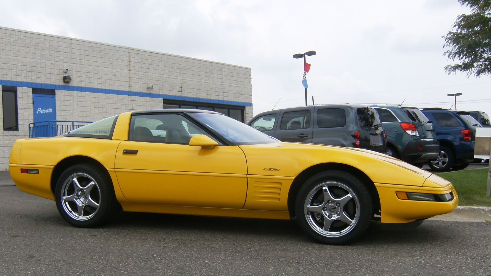 1994CompetitionYellowZR-1Vette-1.jpg