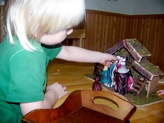telling the christmas story