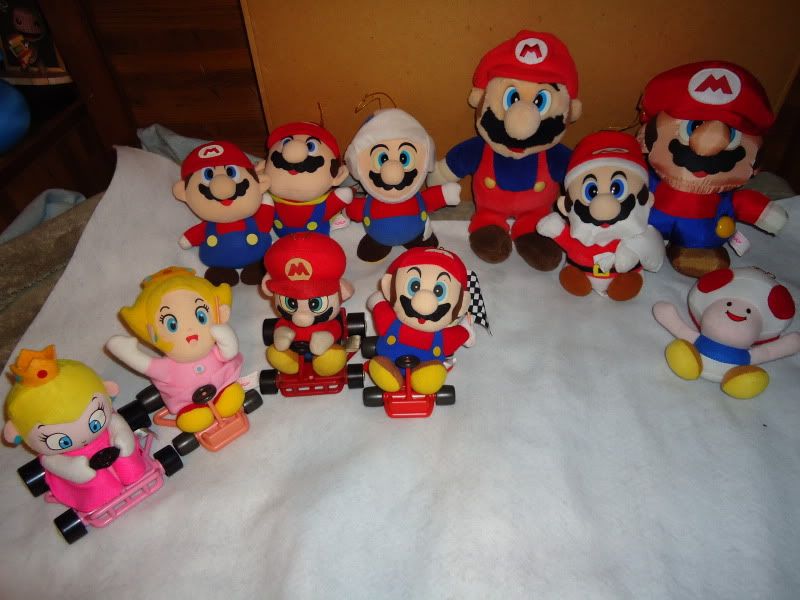 FS: TONS of Rare Super Mario & Sonic the Hedgehog Plush/Figures /Collectibles
