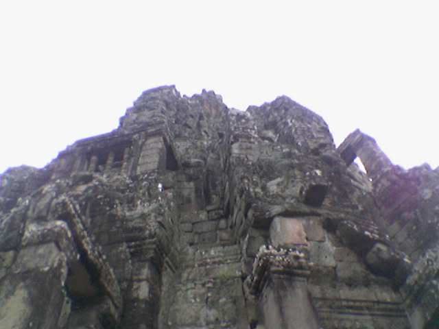 Photo taken from hp: Angkor Thom - Highest POint