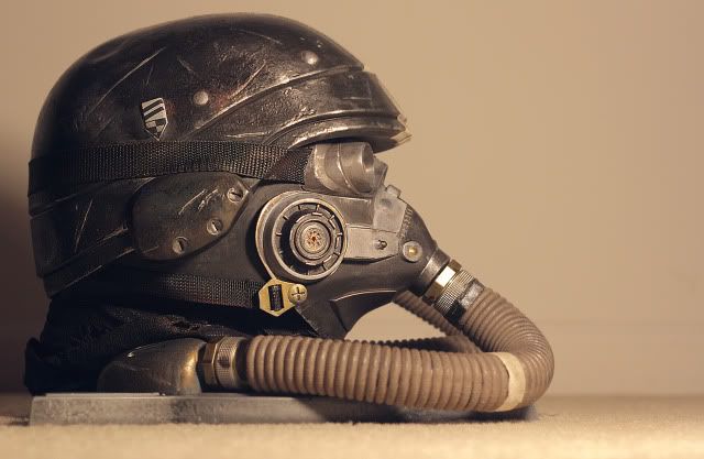 Helghast_helmet_profileL.jpg