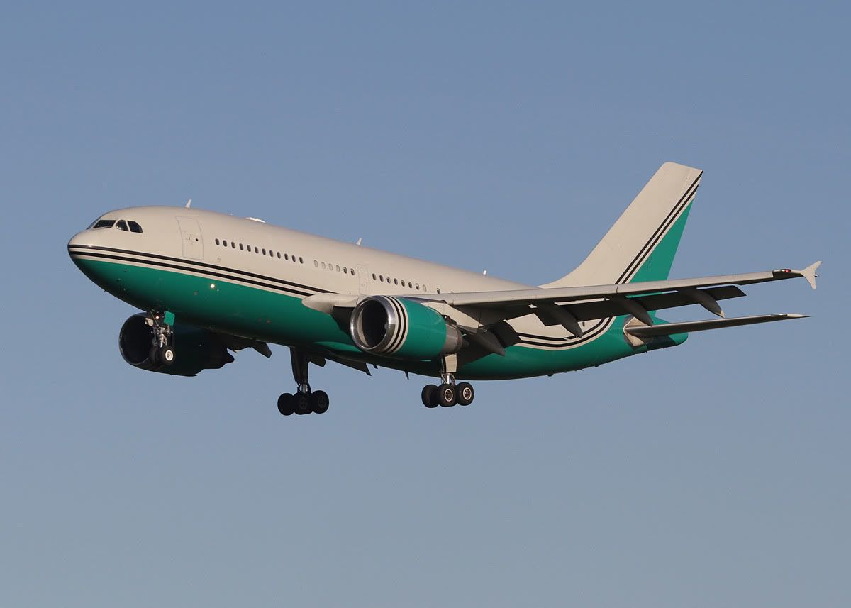 IMAGE: http://img.photobucket.com/albums/v636/portugeeza77/sunsaudi66.jpg