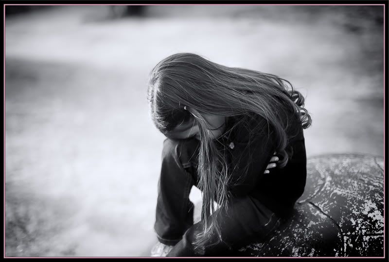 IMAGE: http://img.photobucket.com/albums/v636/rrrr/ebay/Jerrinskids7Dec08-192-26.jpg