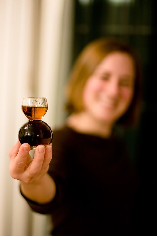 IMAGE: http://img.photobucket.com/albums/v636/rrrr/jigger.jpg