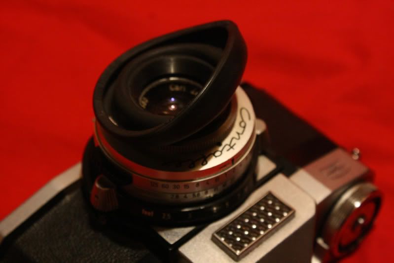 IMAGE: http://img.photobucket.com/albums/v637/tbone903/zeisshood.jpg