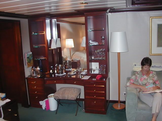 SkySuite6146.jpg