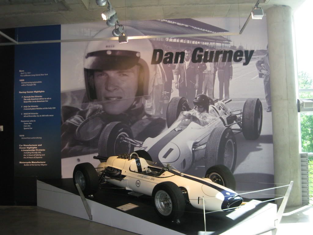 http://img.photobucket.com/albums/v638/Mafdark/Barber%20Vintage%20Motorsports%20Museum/ef58665d.jpg