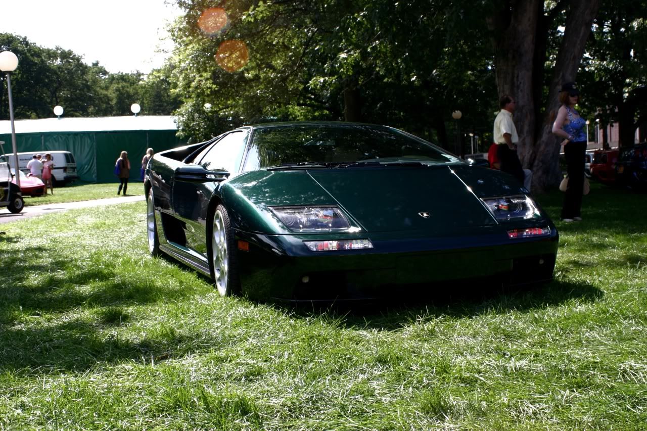 http://img.photobucket.com/albums/v638/Mafdark/Ferrari%20Fall%20Festival/IMG_4589.jpg