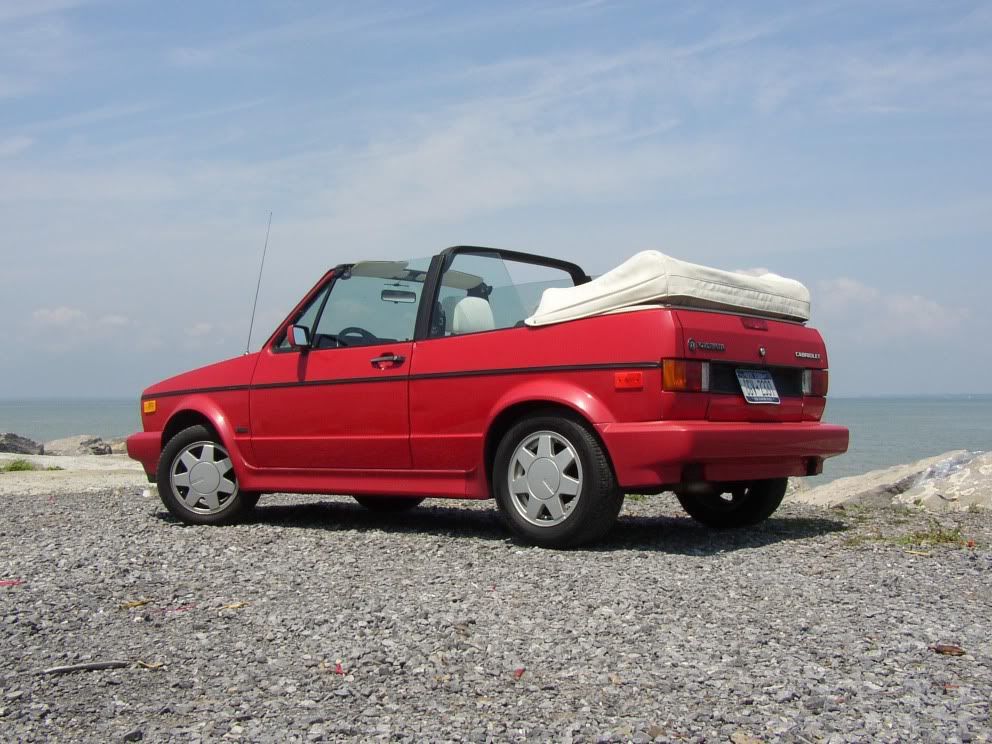 http://img.photobucket.com/albums/v638/cruciformx/cabrio/02Driverrear.jpg