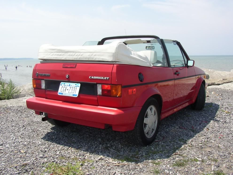 http://img.photobucket.com/albums/v638/cruciformx/cabrio/04Passengerrear.jpg