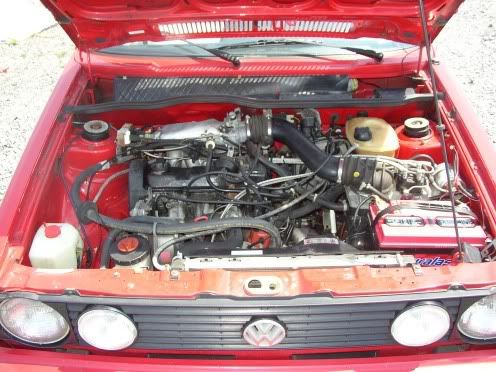 http://img.photobucket.com/albums/v638/cruciformx/cabrio/18Engine.jpg