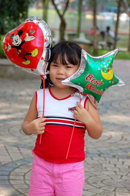 Máy ảnh Canon vs Nikon