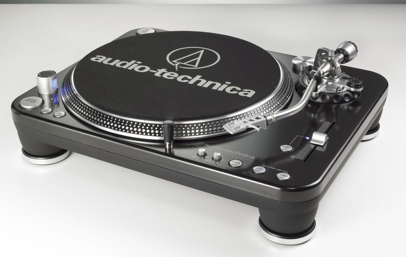 Technics 1200 Turntable