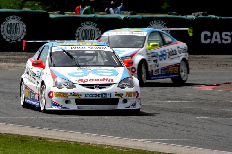 IMAGE: http://img.photobucket.com/albums/v64/Mackem/6V1F2779.jpg