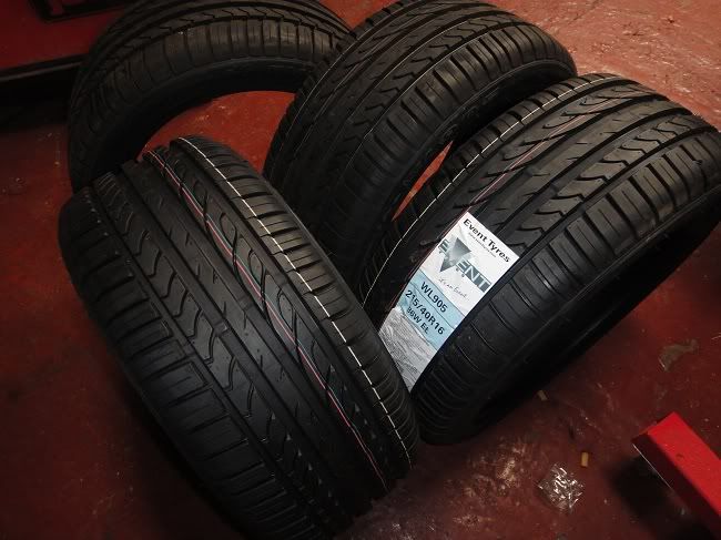 Neweventtyres20112.jpg