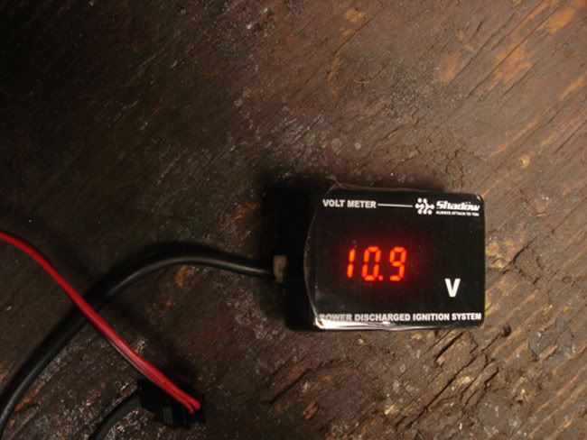 corradog60leddigitalvoltgauge.jpg