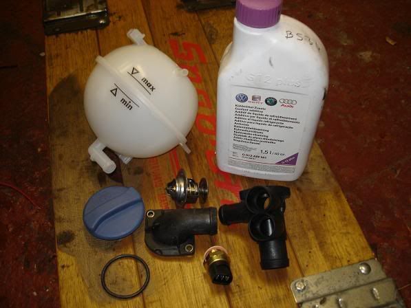 g60thermostatexpansiontankcoolant24.jpg