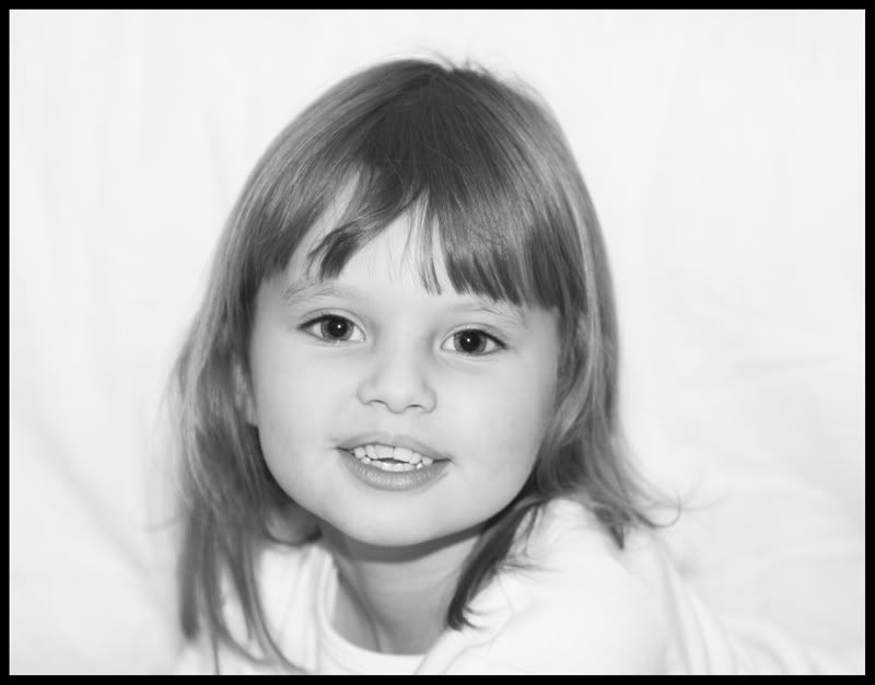 IMAGE: http://img.photobucket.com/albums/v640/mattssc/amy.jpg