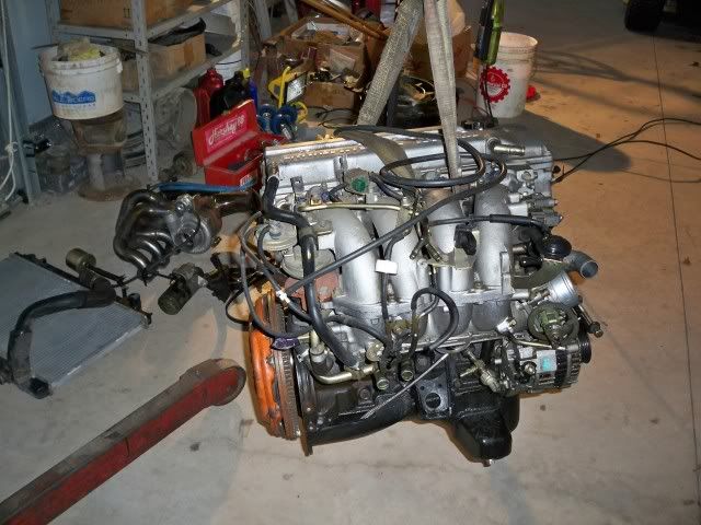 http://img.photobucket.com/albums/v641/Theo23/KA-T%20Engine%20Build/100_0132.jpg