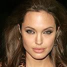 Angelina: 'I love women'
