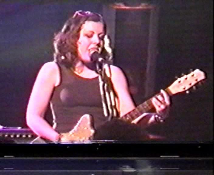 SLEATER KINNEY FIREHOUSE (PAL DVD) preview 0
