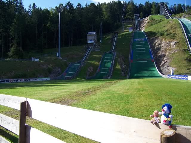 http://img.photobucket.com/albums/v641/mondfalke/SGPHinterzarten2009125.jpg