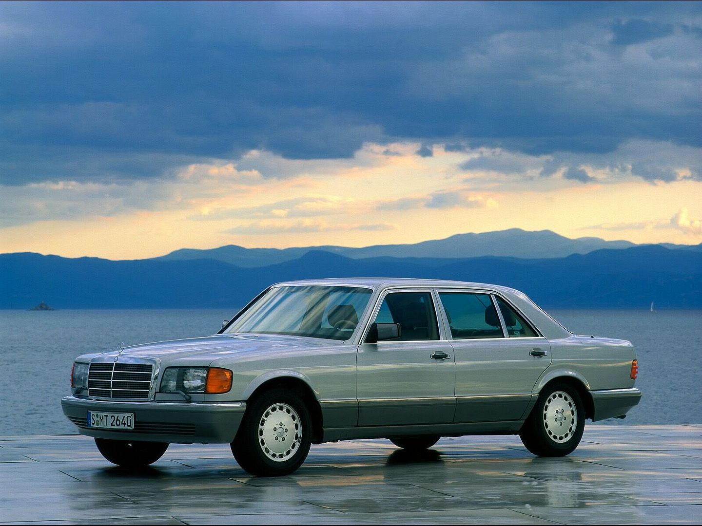 W126.jpg