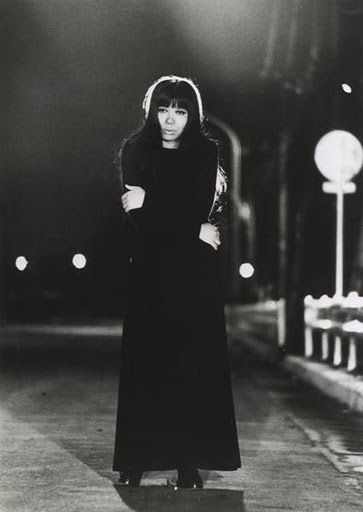 black and white image of jazz singer Maki Asakawa