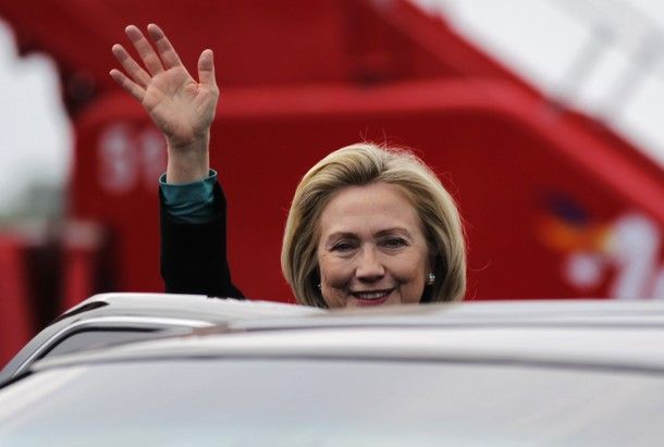 image of Hillary Clinton, smiling and waving