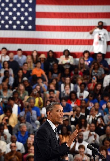 image of President Obama speaking before a crowd