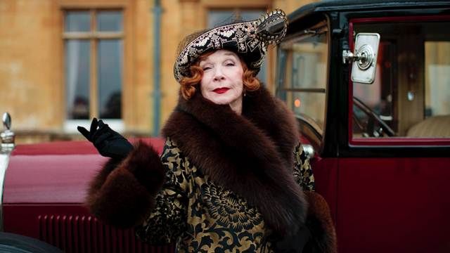 image of Shirley MacClaine's arrival as Cora's American mother to Downton Abbey