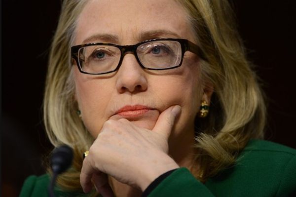 image of Clinton looking contemptuous at the hearing