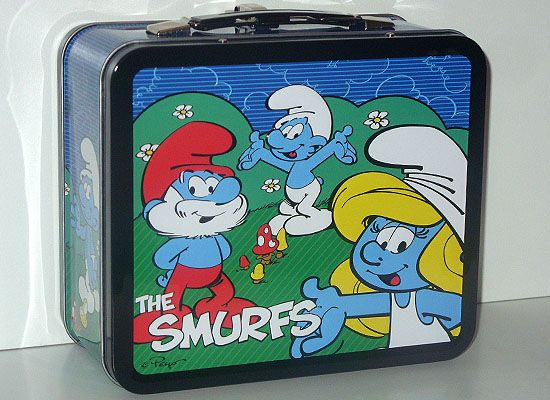 image of a Smurfs lunchbox
