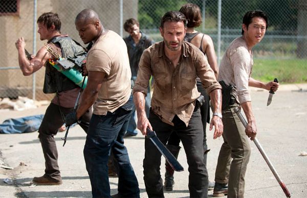 screen cap of a bunch of assholes fighting zombies in the latest episode of The Walking Dead