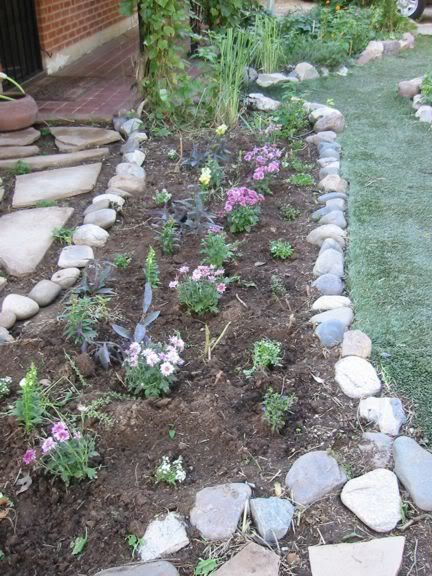 11012011GardenbedWestemail.jpg