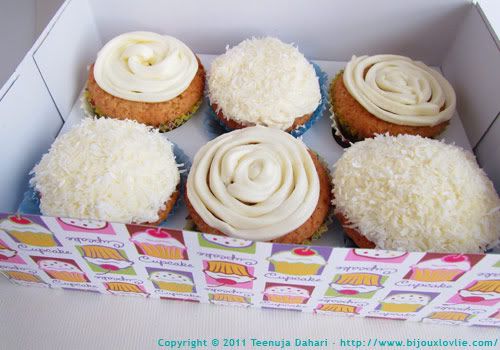 vegan coconut  lemon cupcakes