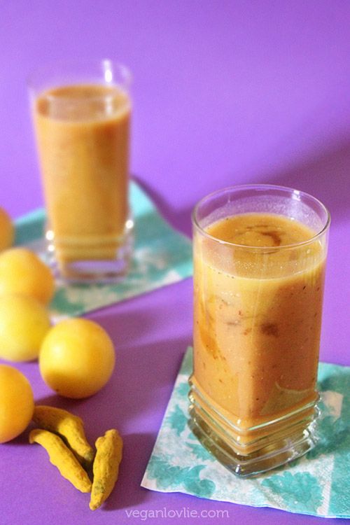 Plum and Turmeric Smoothie